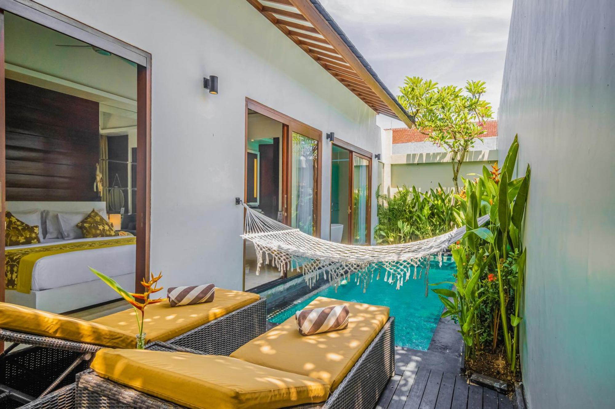 Anari Villas Kuta Легиан Экстерьер фото