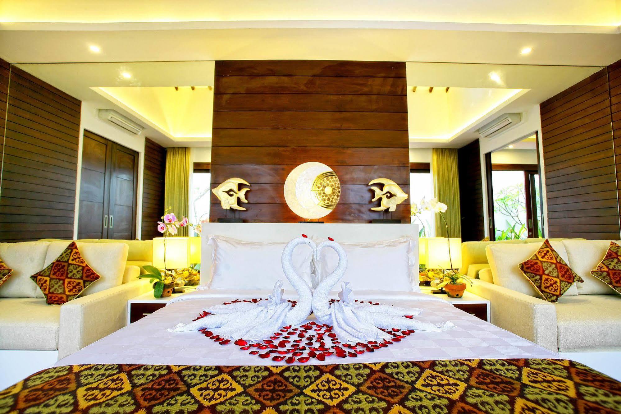 Anari Villas Kuta Легиан Экстерьер фото