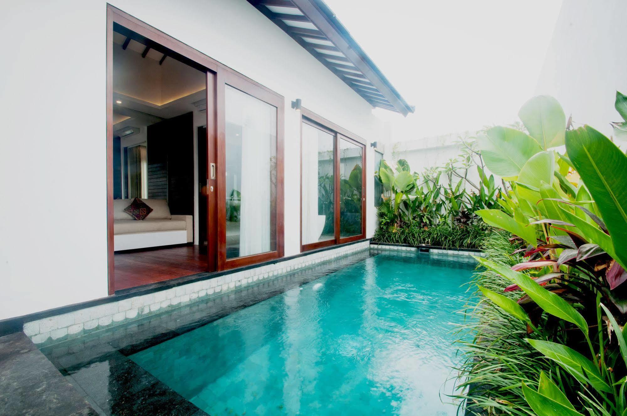 Anari Villas Kuta Легиан Экстерьер фото