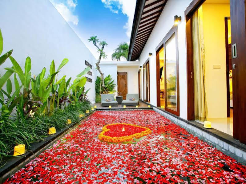 Anari Villas Kuta Легиан Экстерьер фото